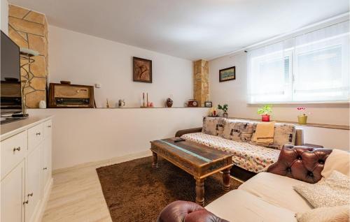 1 Bedroom Stunning Apartment In Zadar