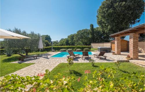 Awesome Home In Porec