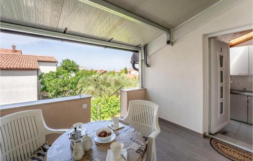 1 Bedroom Gorgeous Apartment In Medulin