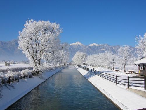 信州安曇野穂高温泉郷　旅館　山のたこ平 en invierno