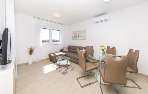 Two-Bedroom Apartment In Trogir