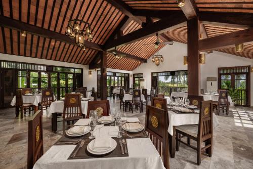 Restaurace v ubytování Legacy Hoi An Resort