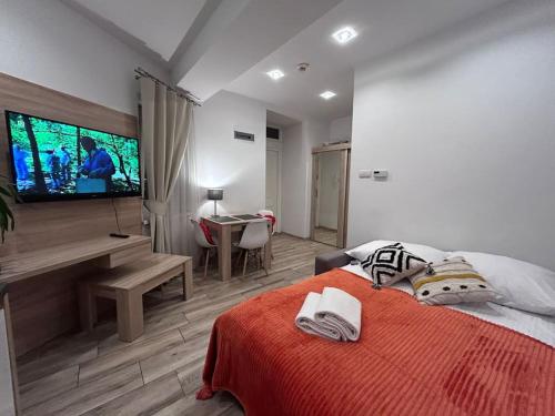 Old Town Apartments - B5