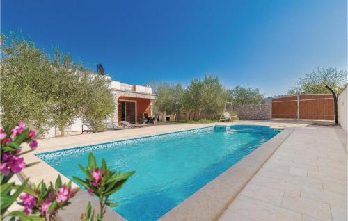 Two-Bedroom Holiday Home Jezera With A Fireplace 05