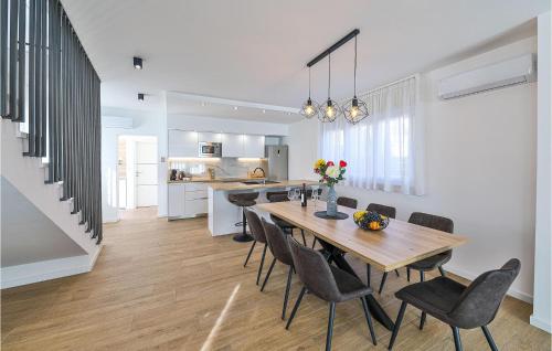 Lovely Home In Kastel Stari