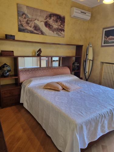 Postel nebo postele na pokoji v ubytování La Torre di cry & cry