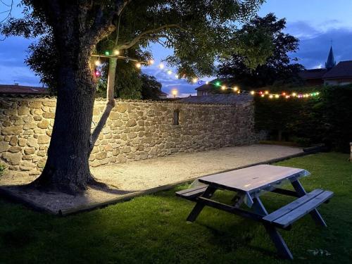 Κήπος έξω από το Le Clos de Narco
