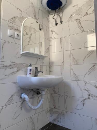 Koupelna v ubytování Mariyka Apartaments 2