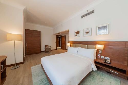 Hilton Garden inn Dubai Jumeirah Image