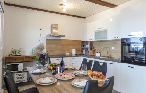 Lovely Apartment In Omis With House Sea View