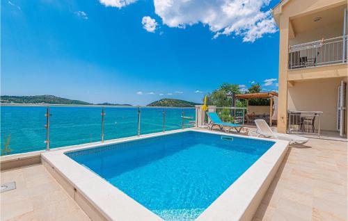 Stunning Home In Zatoglav With Wifi