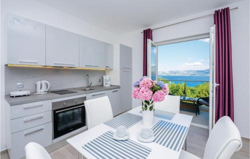 One-Bedroom Apartment In Cavtat