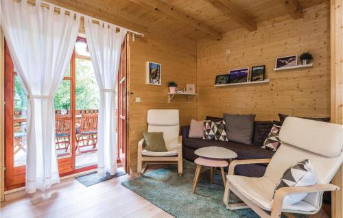 Posezení v ubytování Pet Friendly Home In Licki Osik