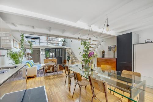 Paris Super Loft Overtop