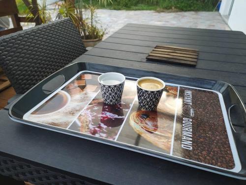 Gambar di galeri bagi BungaBlue à 8 mn de plage Ste Anne di Sainte-Anne