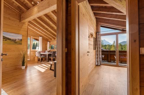Imagen de la galería de Schickster Mountain Lodge, en Unterweidach