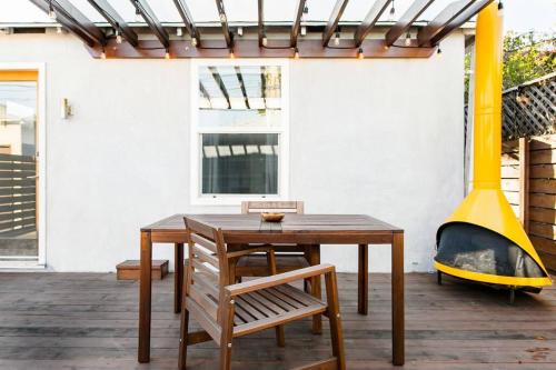 Perfect Venice Beach Vacation Home for Couples and Families photo 15