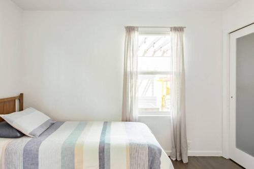 Perfect Venice Beach Vacation Home for Couples and Families photo 21