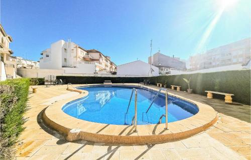Awesome Apartment In Torrevieja With Wifi photo 21