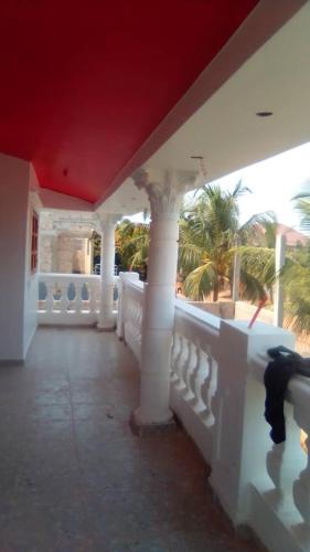 Balkoni atau teres di Sweet Home