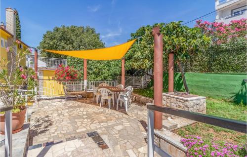 1 Bedroom Beautiful Apartment In Crikvenica