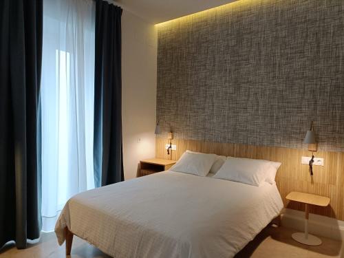 White Suite Alameda