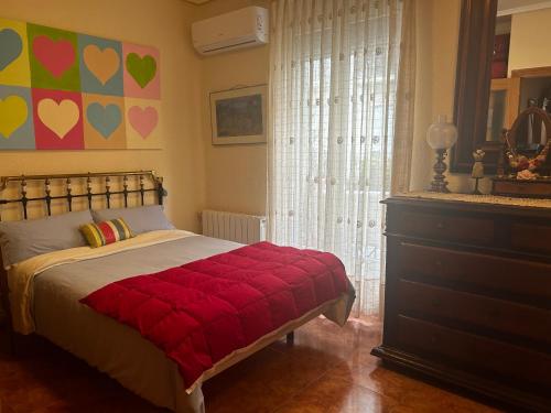 Ένα ή περισσότερα κρεβάτια σε δωμάτιο στο APARTAMENTO - PISO en CORAZON DE RUZAFA
