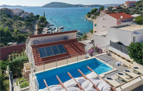 Gorgeous Home In Kalebova Luka