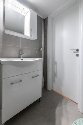 AVM Suites - Koukaki center