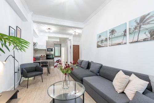 AVM Suites - Koukaki center