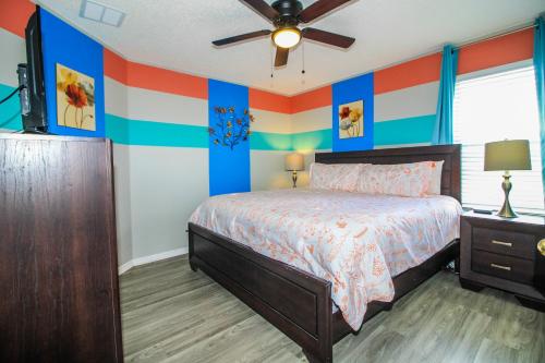 Disney Dream Themed Rooms Pool and Games photo 27