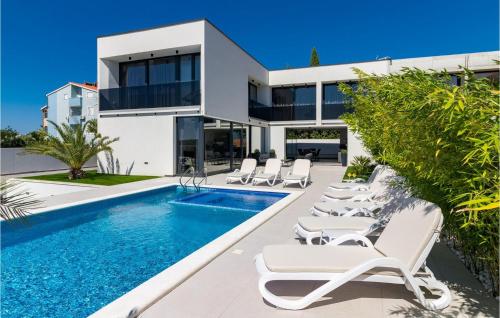 Villa Mariner