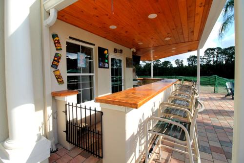 Disney Dream Themed Rooms Pool and Games photo 34