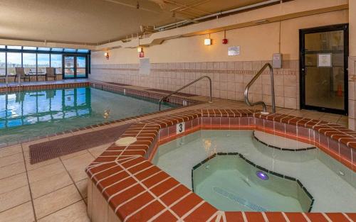 a large swimming pool in a building at Phoenix IV 4153 in Orange Beach