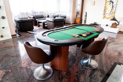 Et kasino i villaen eller i nærheden