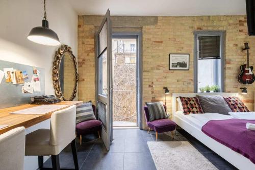 Paulay Deluxe Studio