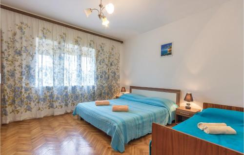 Two-Bedroom Apartment In Fazana