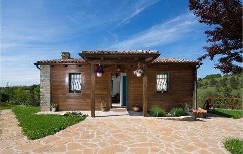 Pet Friendly Home In Trviz With Wifi