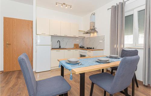 1 Bedroom Stunning Apartment In Vodice