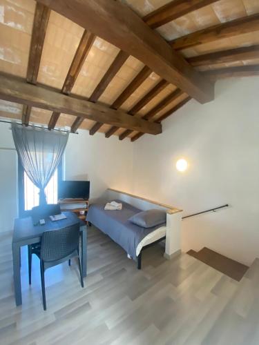 Postel nebo postele na pokoji v ubytování Velia's Home Casa Vacanze B&b