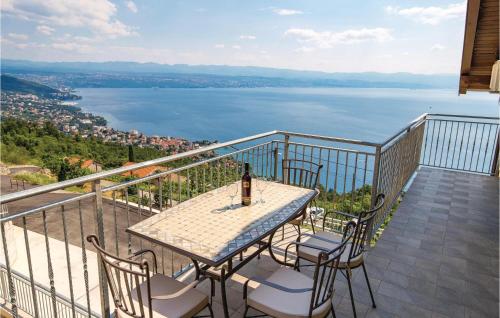Stunning Apartment In Lovran With House Sea View