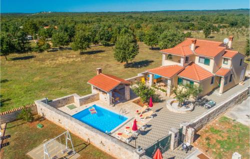 Beautiful Home In Golubovo