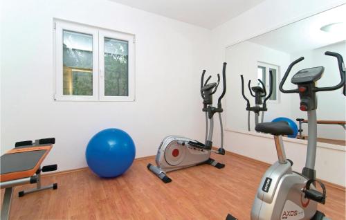 Amazing Home In Makarska photo 3