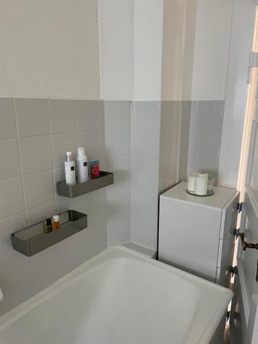 Tolle 2-Zimmer Wohnung in Elberfeldにあるバスルーム
