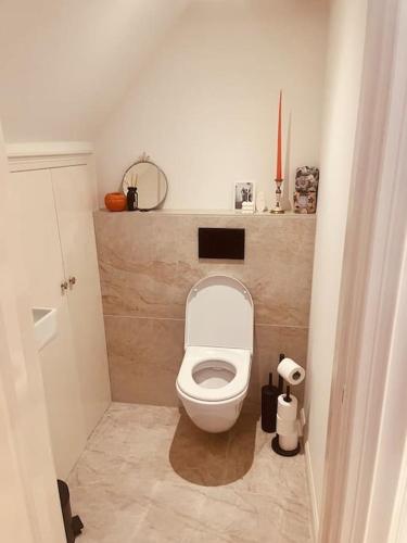 Bagno di Historisch grachtenpand in centrum Gouda