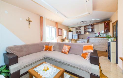 Gorgeous Home In Kastel Luksic