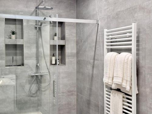 Koupelna v ubytování Gemütliches Design Apartment in Do-Zentrum