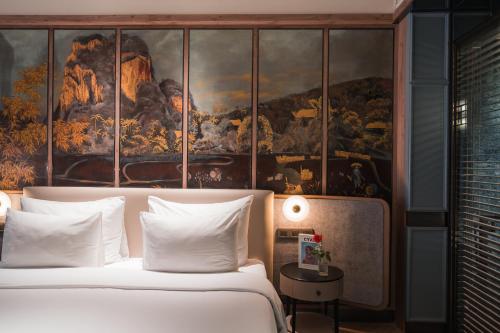 La Passion Premium Cau Go — Room