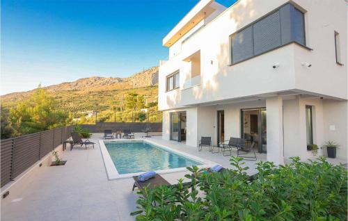 Beach Front Home In Podstrana