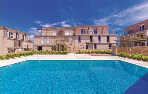 Amazing Apartment In Povljana With Wifi